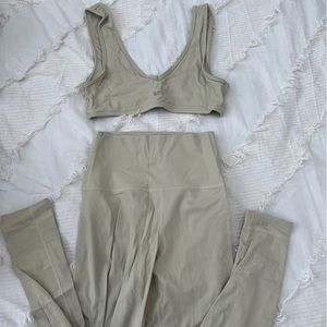 Set Active Oatmilk Sport Body Set